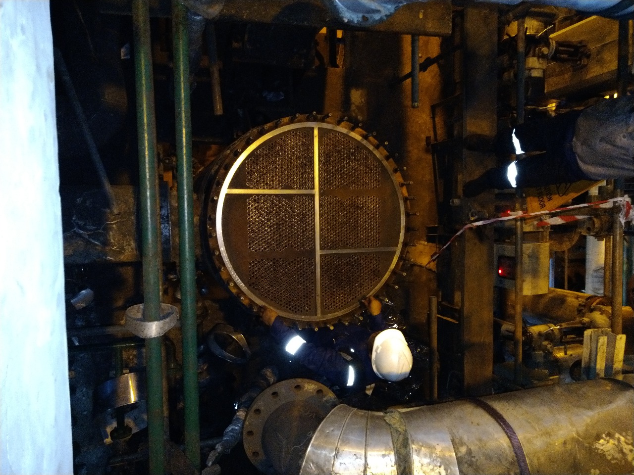 Installation Fishbone Gasket For Heat Exchanger at Sebalang Power Plant (AIGI FB HE Type 10) – 2019